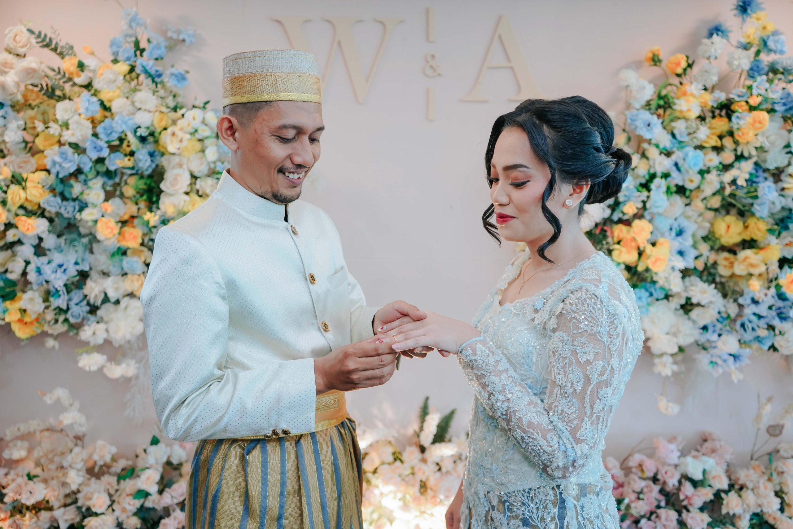 Afdal & Wulan